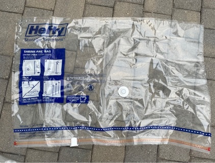 40” x 27” - Hefty Storage Solutions XL vacuum, seal, shrink pack bags (3) for blankets and jackets 