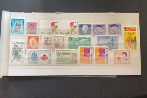 Canada MNH vintage stamp selection 