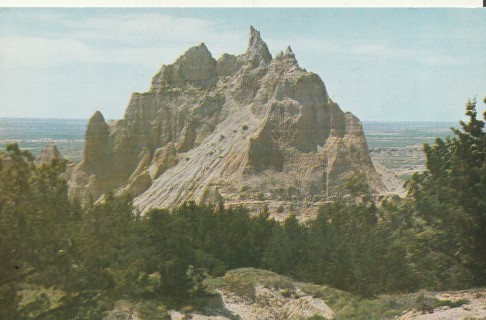 Vintage Unused Postcard: i: Badlands of South Dakota, Vampire Peak