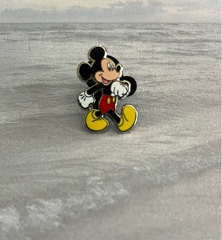 Official Disney Mickey Mouse Pin/,