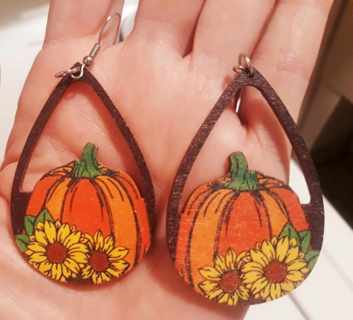 Pumpkin/Sunflower Earrings for Fall