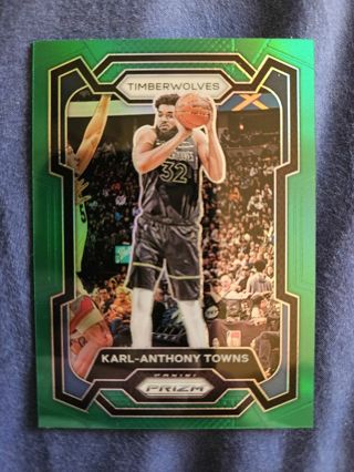 2023-24 Panini Prizm Green Prizm Karl-Anthony Towns