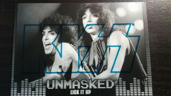 2009 KISS 360/PRESSPASS- UNMASKED- LICK IT UP- BLUE EDITION TRADING CARD# 1