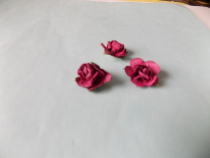 Set of 3 maroon colored paper roses for crafts