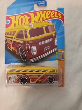 Hot wheels surfin bus 