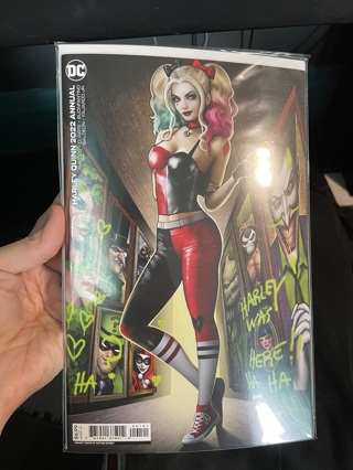 Harley Quinn 2022 Annual Comic (in sleeve)