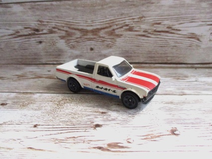 Hot Wheels Datsun pick up G20 Mattel white truck 