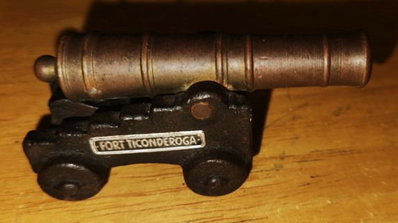 Fort Ticonderoga, NY metal canon - 3" long, 6 oz. - wheels do not turn