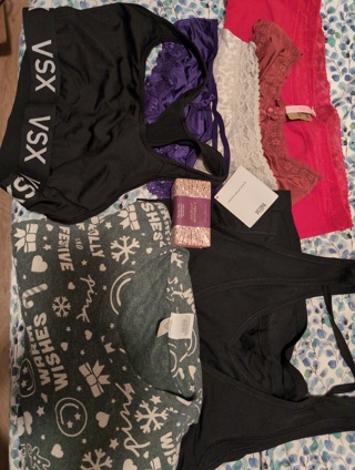 Victoria secret lot panties tank bra bbw soap etc