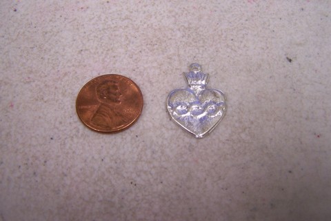 Sacred Heart Pot Metal Mexican Milagro Charm - Mexico