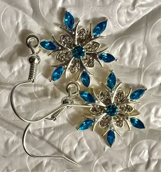 Brand New: Inlaid Rhinestones. Lt Blue, Dangling Snowflakes. Hook Earrings