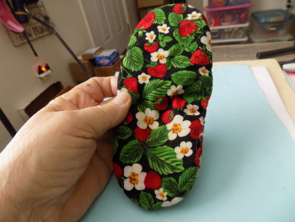 Handmade strawberry fabric pot handle grabber # 2