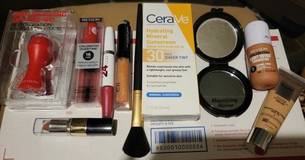 All new12 piece make up lot with GIN bonus