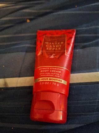 BBW winter candy apple body cream