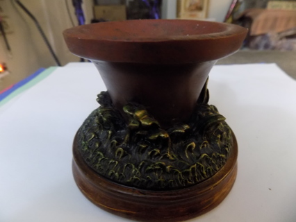 3 inch round wooden candle holder has 3D pewter blades of grass accent around
