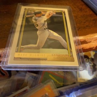 1992 topps gold mark McGwire baseball card 