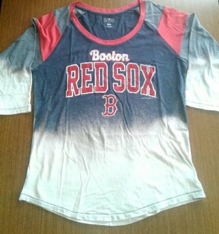 Large ~ Ladies Boston Red Sox Shirt ~ New!