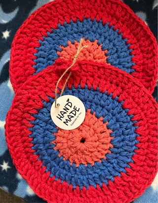 Set of 2 Pot Holders/ Hot pads 