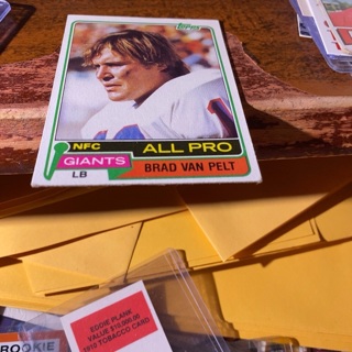 1981 topps all pro brad van pelt football card 