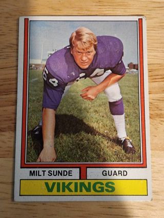 74 Topps Milt Sunde #57