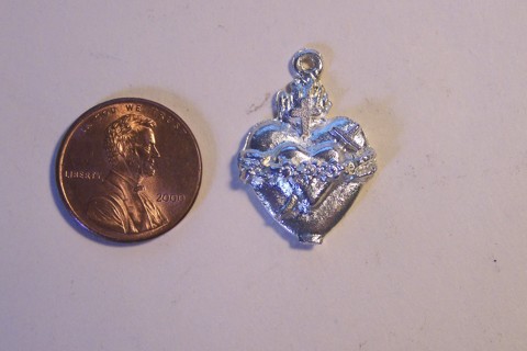 Shiny Pot Metal Mexican Milagro Charm, Elaborate Sacred Heart - Mexico