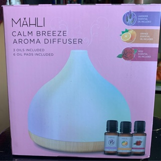 MAHLI Calm Breeze Aroma Diffuser includes 3 Essential Oils 