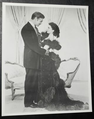 Clark Gable & Vivien Leigh 8 x 10" Glossy Photo