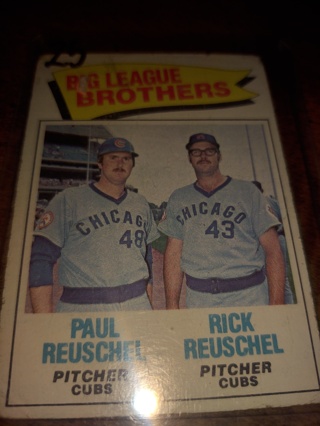 2-card lot Baseball veterans Rick Reuschel And Al Oliver 