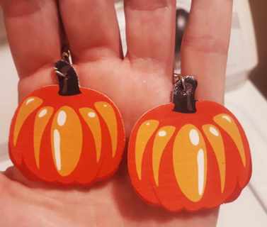 Pumpkin Earrings (Halloween/Fall/Thanksgiving)