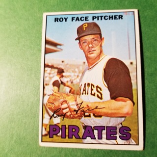 1967 - TOPPS BASEBALL CARD NO. 49 - ROY FACE - PIRATES