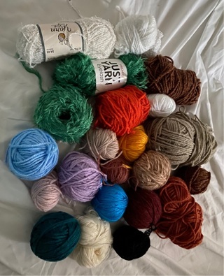 Lot of Scrap Yarn