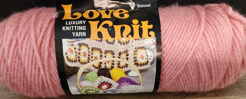 NEW - Vonnel Love Knit Yarn - "Rose" 