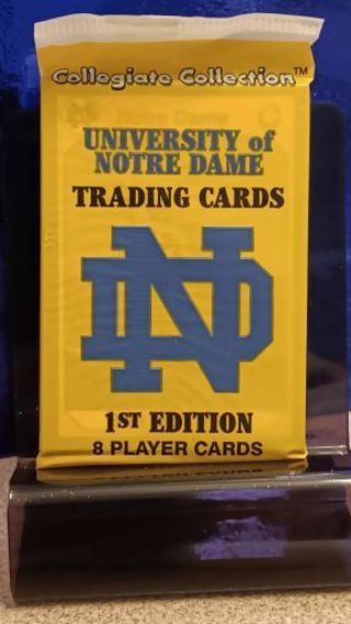 1 PACK OF COLLEGIATE COLLECTION NOTRE DAME 1st EDITION 8 TRADING CARDS UNOPENED