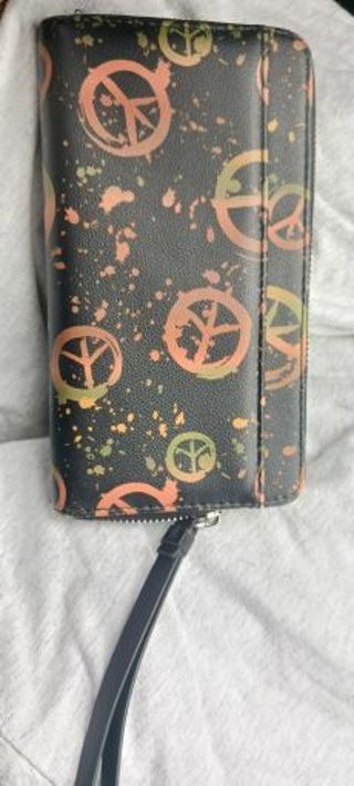 Lot of 2 wallets