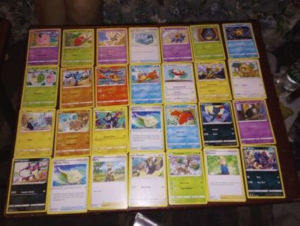 50 RANDOM POKEMON CARDS #222