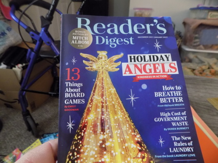 REaders Digest Dec. 2021 Jan 2022 Holiday Angels