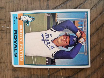 76 Topps Marty Pattin #492 corner damage