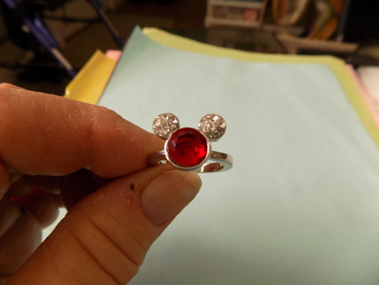 Silvertone ring size 7 red and clear rhinestones mouse head shape, wide band