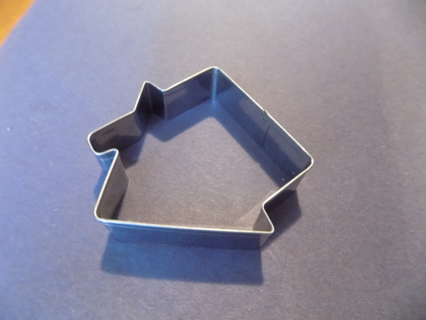Vintage 2 1/2 inch aluminum house shaped cookie cutter