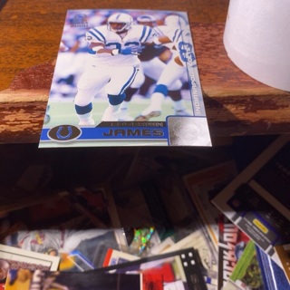 2000 pacific omega edgerrin James football card 