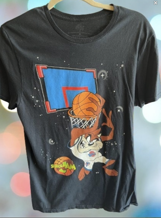 PreOwned Space Jam Tasmanian Devil Medium Graphic T Shirt