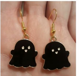 ヘ(◕。◕ヘ) Black Ghost Earrings for Halloween