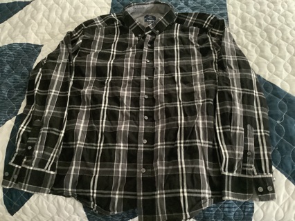 Classic Fit Men’s Button Down Dress Shirt 2XL Excellent Condition 