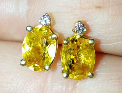 EARRINGS 14K YELLOW GOLD WITH CITRINES AND DIAMONDS WEIGHT 1.8 GRAMS JUST FANTASTIC 7 DAY SALE ONLY!