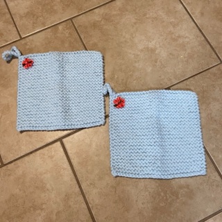 BN Hand Knitted Heavy Duty Potholders .