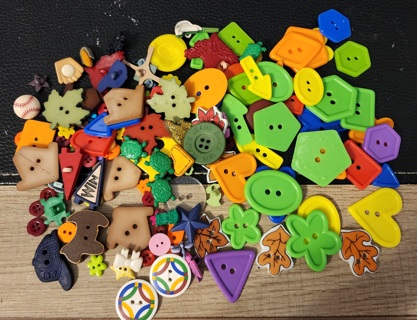 Lot of 140 Buttons - Various colors, sizes & shapes Buttons