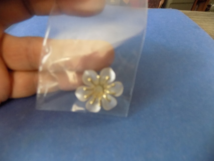 1 inch six petal Mother of Pearl Flower embellishment