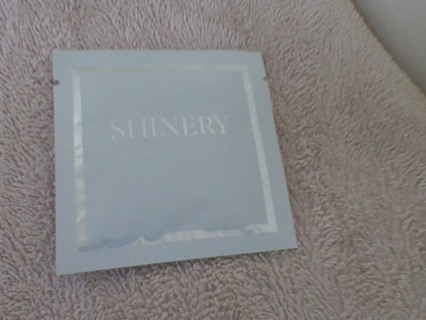 SHINERY RADIANCE TOWELETTE LUXURY JEWELRY CLEANING WIPE