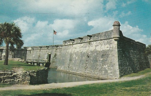 Vintage Used Postcard: d: 1958 Castillo de San Marcos, St Augustine, FL