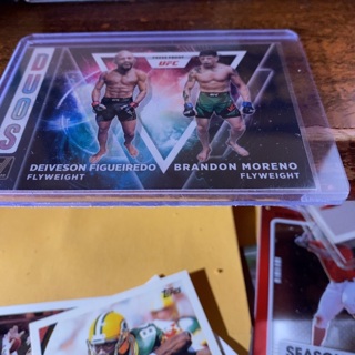 2022 panini donruss press proof duos d figueiredo b moreno UFC card 